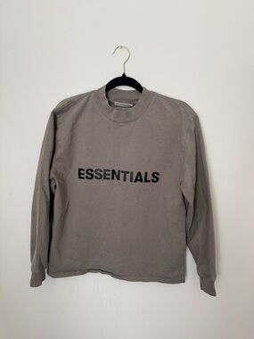 Essentials Long-Sleeve Crewneck Sweatshirt in Taupe